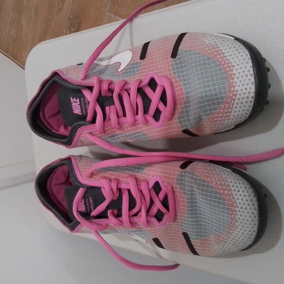 NIKE Training sneakers - Picture 2 of 5